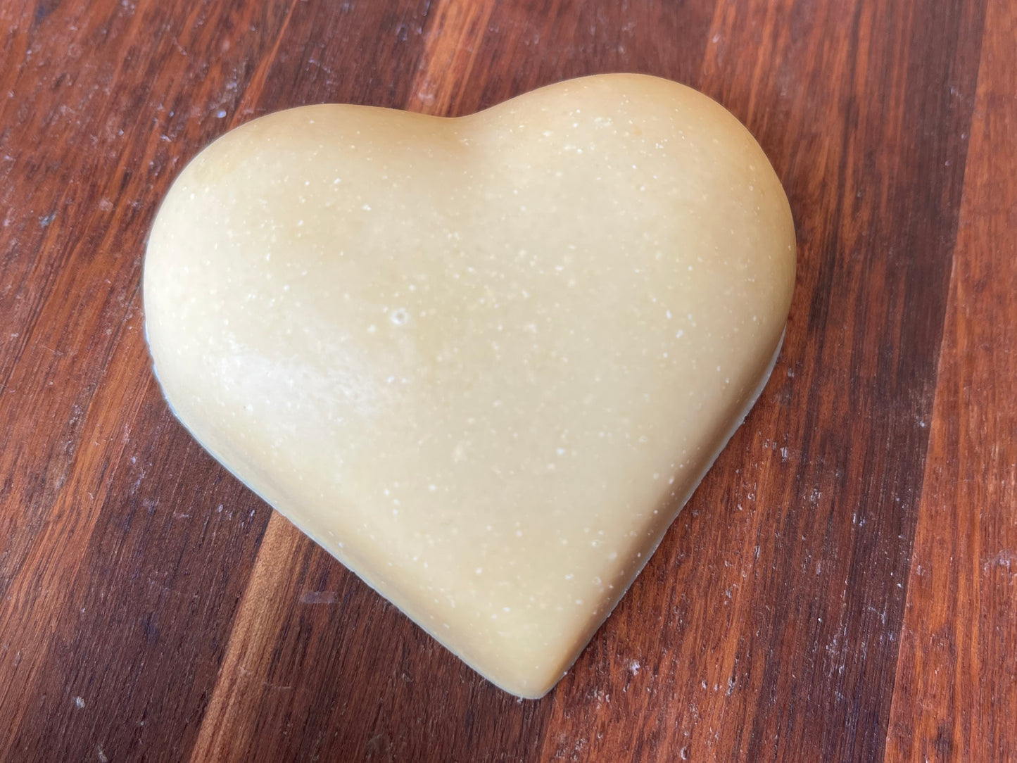 Goats milk and honey handmade artisan heart soap 70g