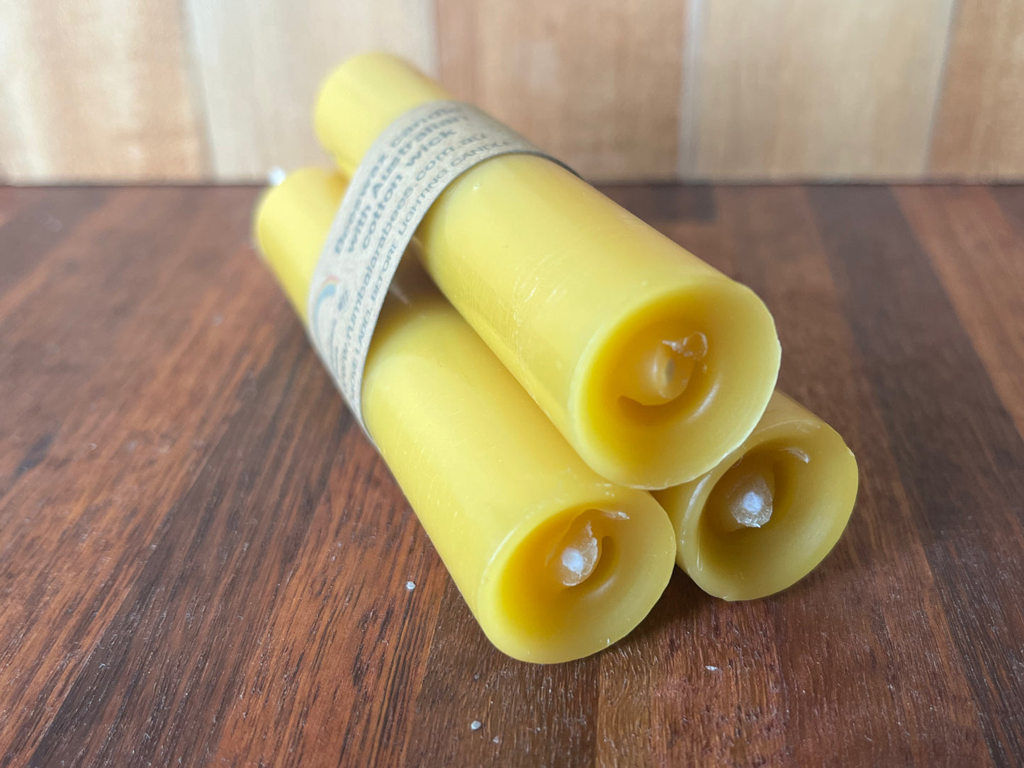 Beeswax short dinner candle x3