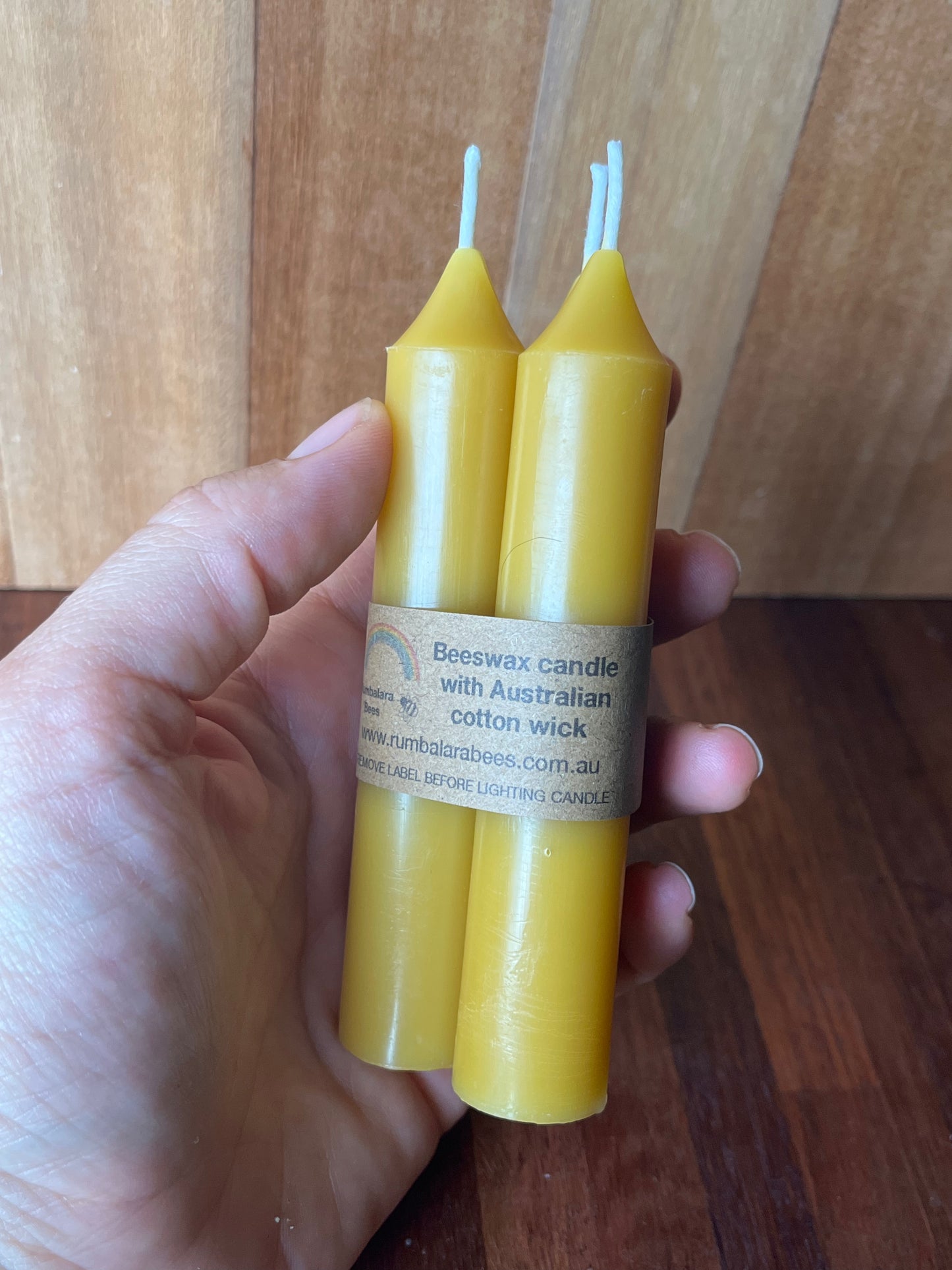 Beeswax short dinner candle x3