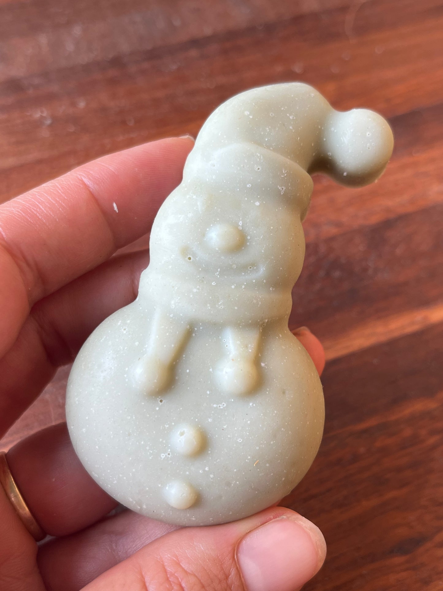 Eucalyptus, green clay and honey Christmas snowman soap 50g