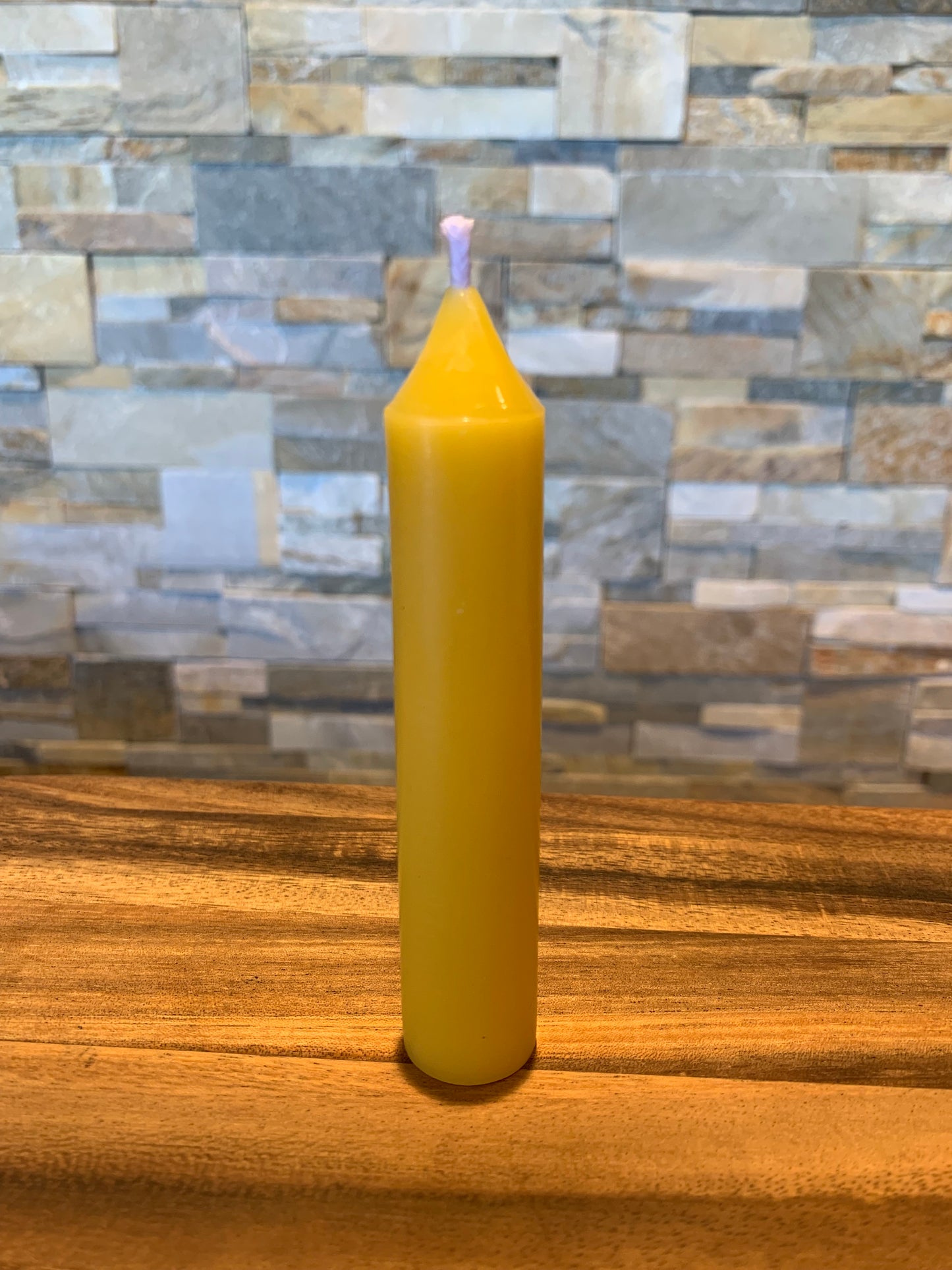 Beeswax short dinner candle
