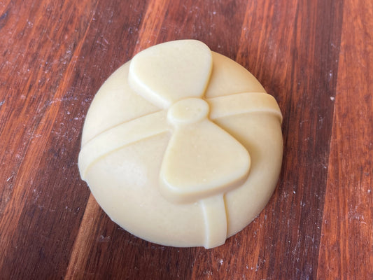 Christmas soap, handmade artisan goats milk and honey Christmas bauble soap 60g