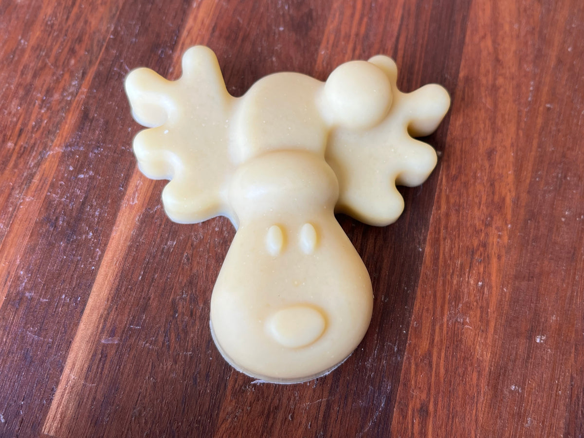 Christmas soap, handmade artisan goats milk and honey reindeer soap 50g