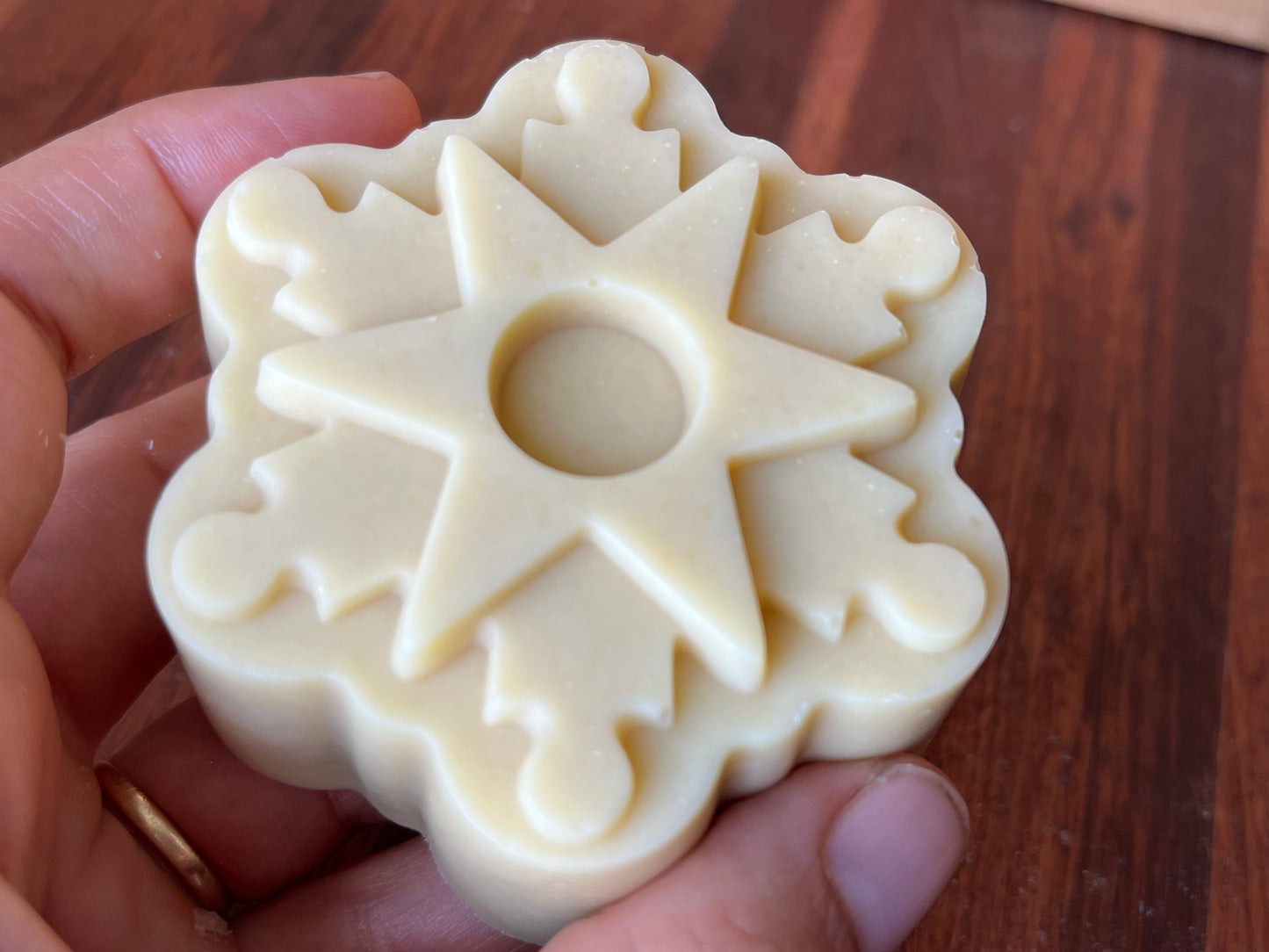 Christmas soap, handmade artisan Christmas snowflake soap, lavender and honey soap 100g