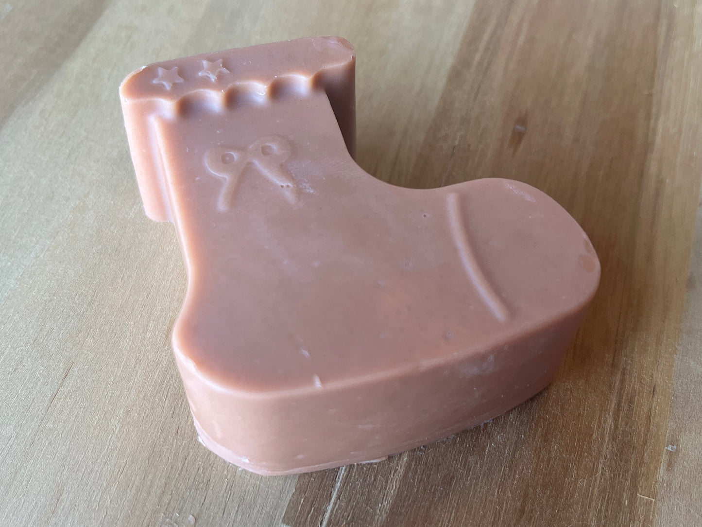 Red clay, lemon myrtle and honey Christmas stocking soap 50g