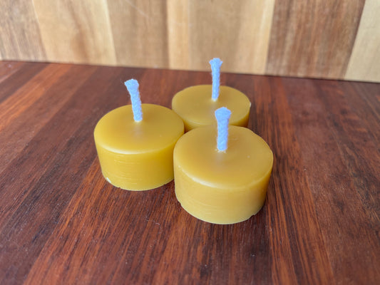 Beeswax tea light candle x3