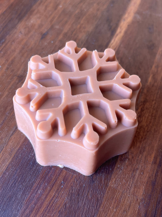 Red clay, lemon myrtle and honey snowflake soap 100g