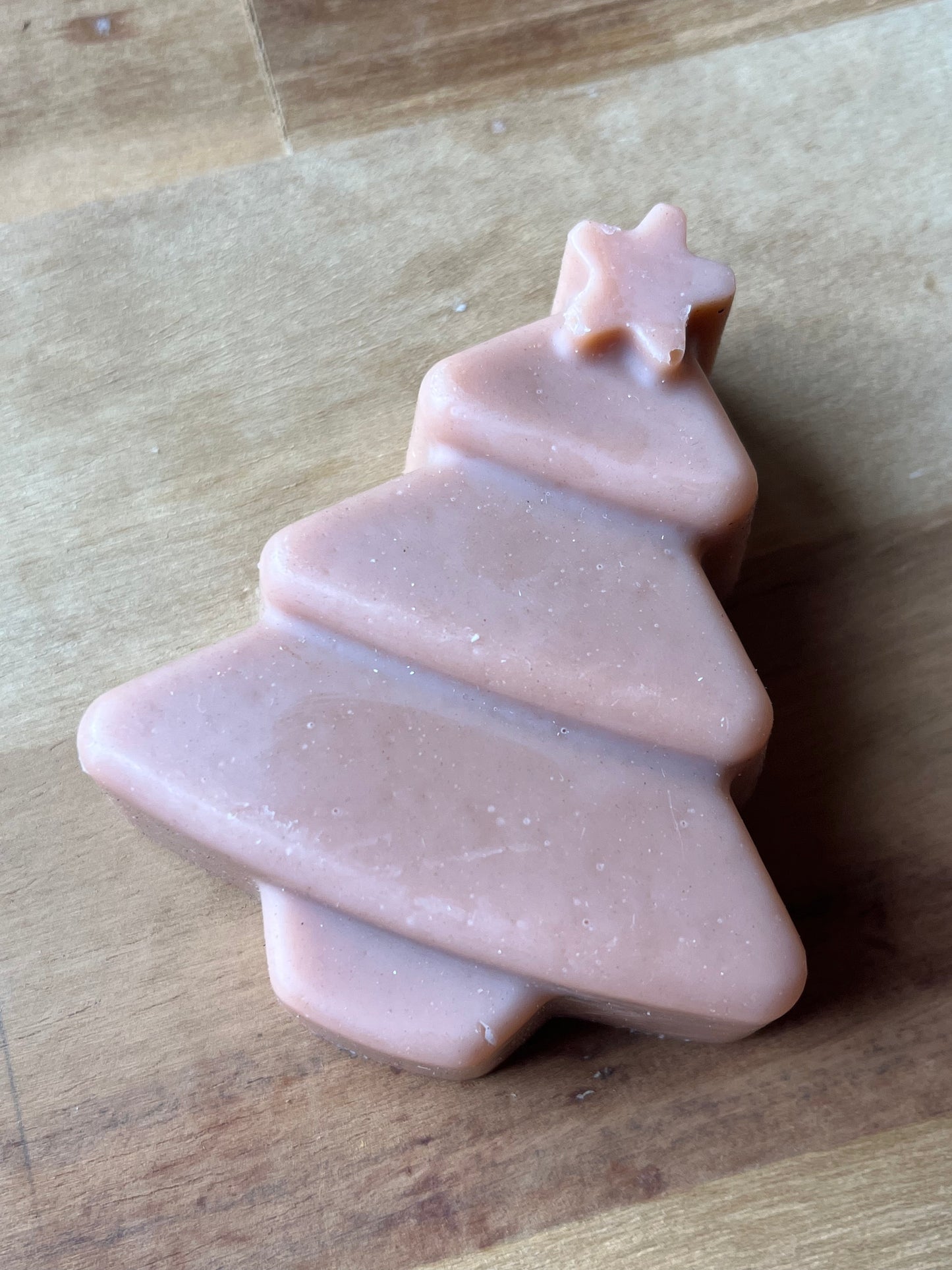 Red clay, lemon myrtle and honey Christmas tree soap 50g