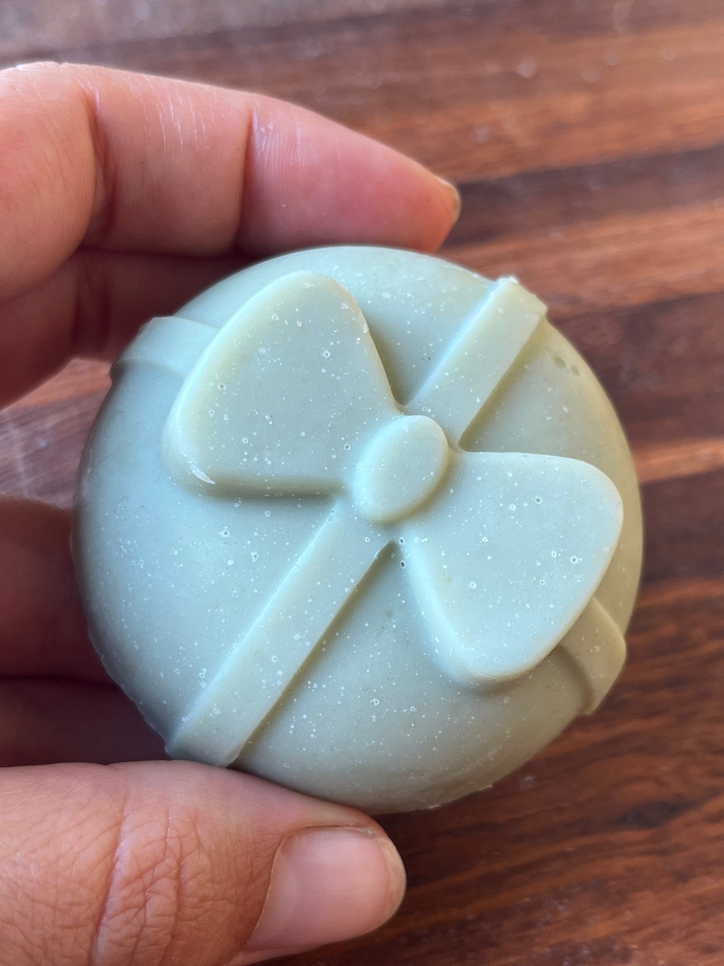 Eucalyptus, green clay and honey Christmas bauble soap 50g
