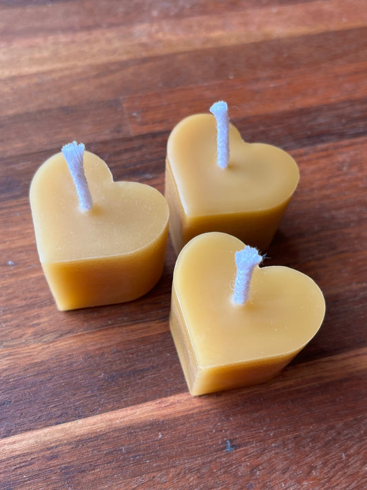 Beeswax heart candle x 3
