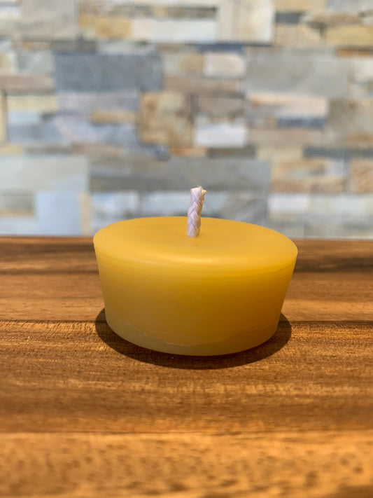 Beeswax tea light candle