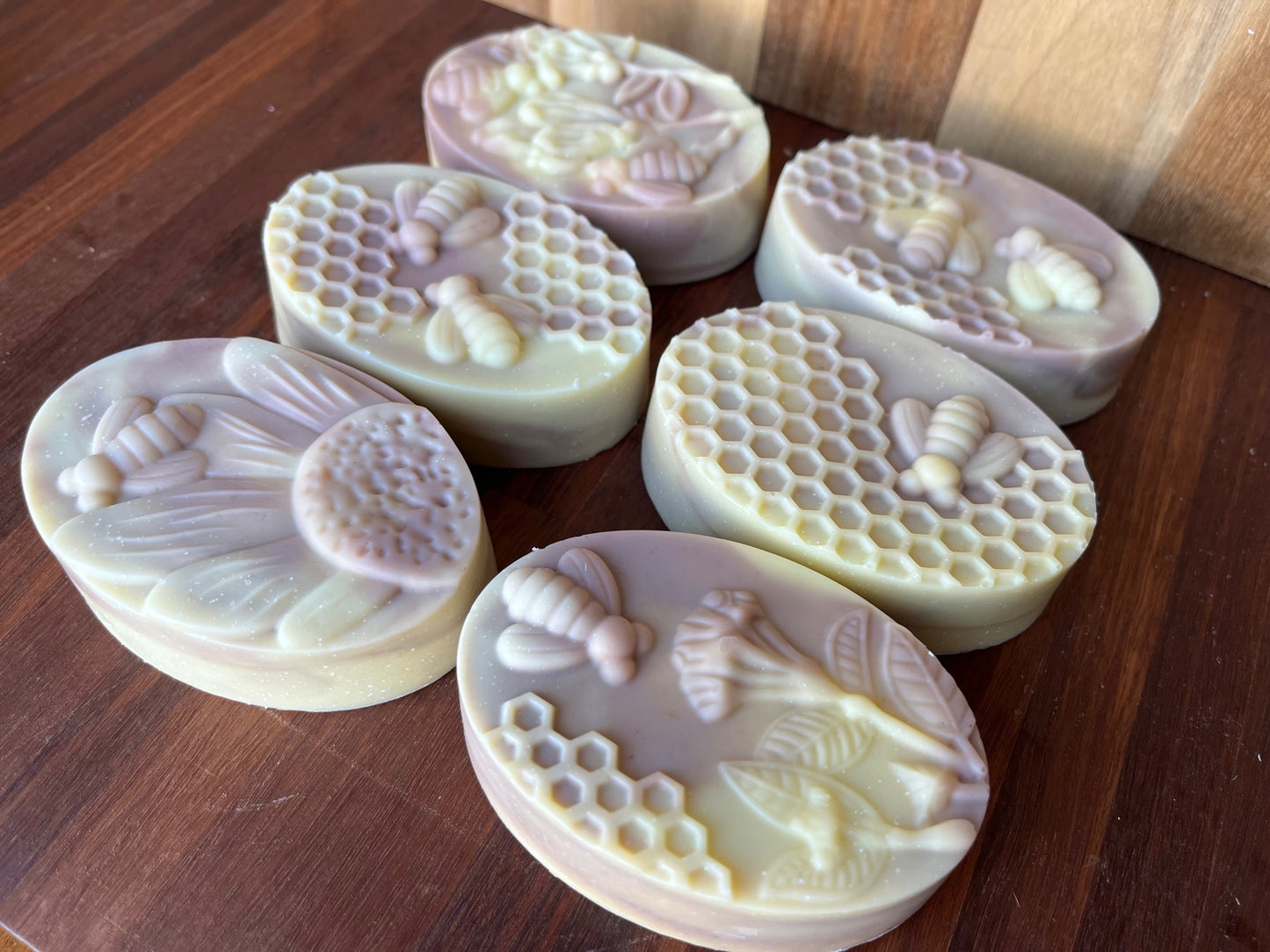 Lavender and honey soap 90g